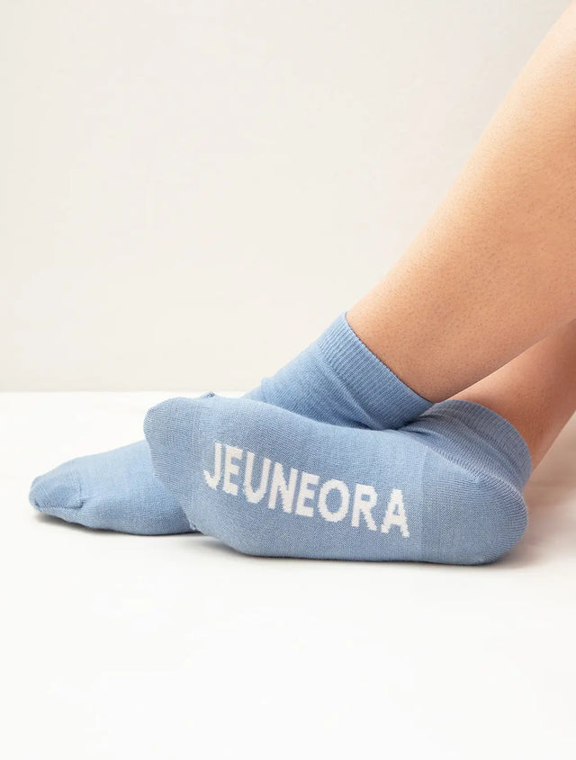 Jeuneora Merino Socks on feet